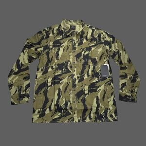 Junk Food Tame Oversized Camo Shirt Ivy Green Canvas L